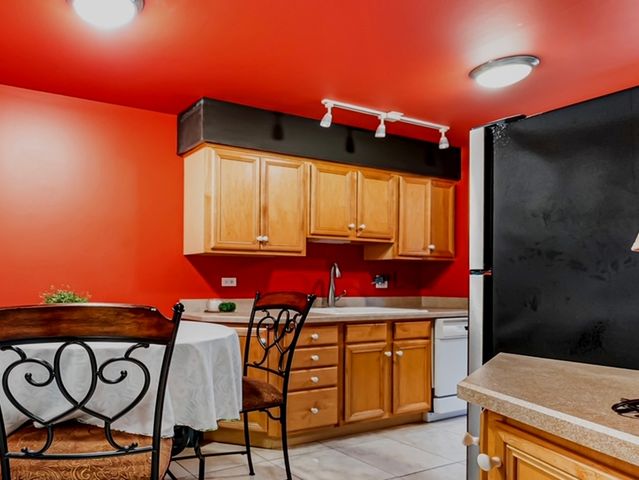 2431 E Brandenberry Court 2O, Arlington Heights, IL 60004
