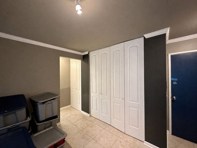 2431 E Brandenberry Court 2O, Arlington Heights, IL 60004