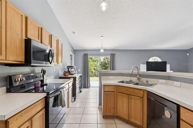 3076 NORLINA STREET, Deltona, FL 32738