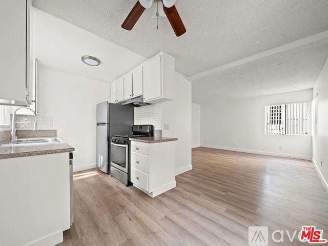 223 Shell Street 223, Manhattan Beach, CA 90266