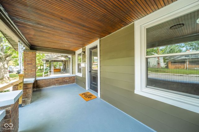 3915 E 11th Street, Indianapolis, IN 46201