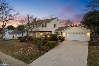 4403 MOYLAN LN, Fairfax, VA 22033