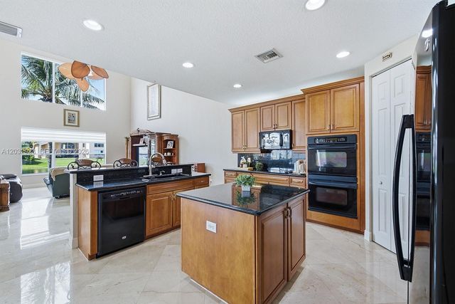 18543 SW 49th Street, Miramar, FL 33029