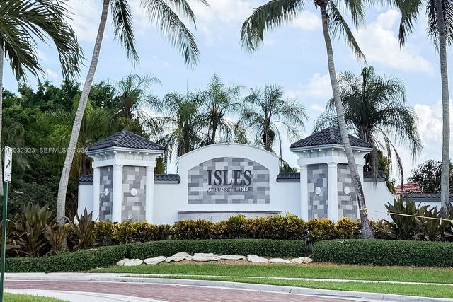 18543 SW 49th Street, Miramar, FL 33029