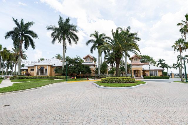 18543 SW 49th Street, Miramar, FL 33029