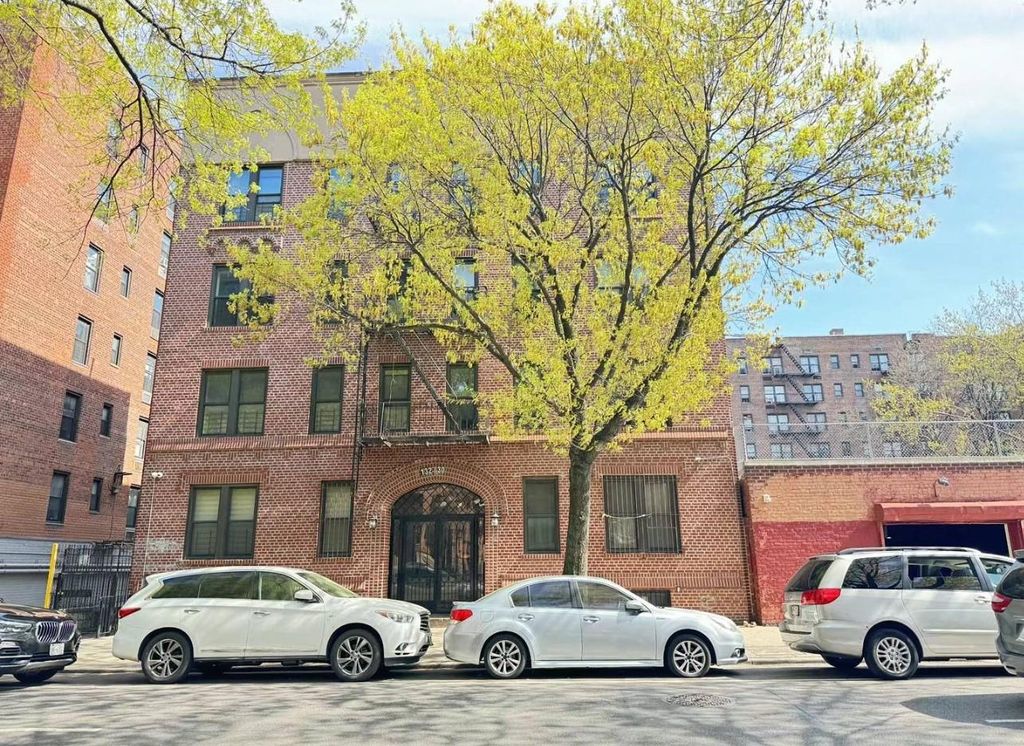 132-30 Sanford Avenue 4F, Flushing, NY 11355