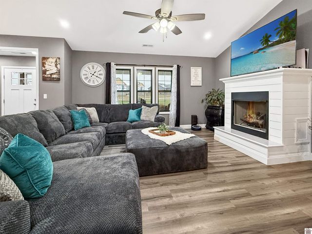 130 Timber Ridge, Mayfield, KY 42066