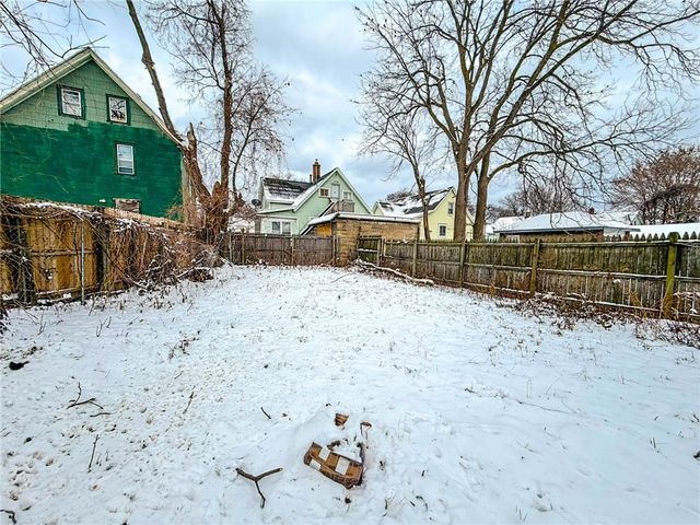 20 Eiffel Place, Rochester, NY 14621