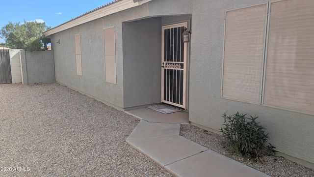 1129 E NARDINI Street, San Tan Valley, AZ 85140