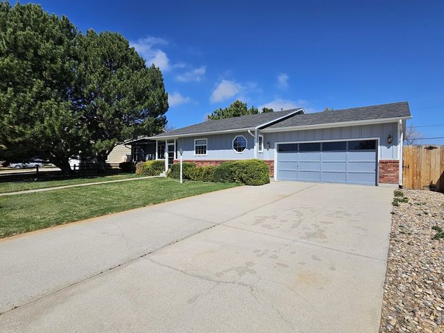 1010 Fairhurst St, Sterling, CO 80751