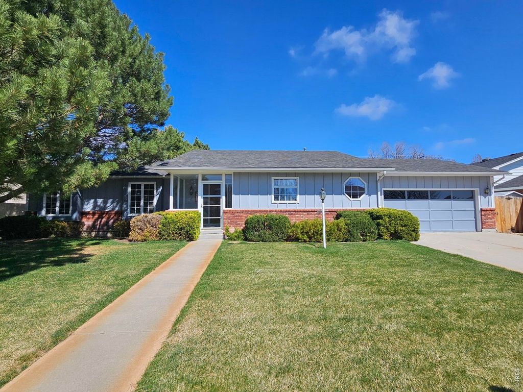 1010 Fairhurst St, Sterling, CO 80751