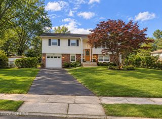 11 Citadel Court, Jackson, NJ 08527
