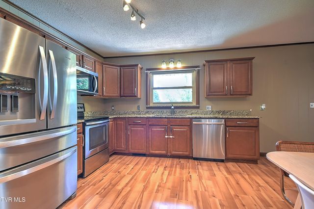112 Greiner Drive, Bristol, TN 37620