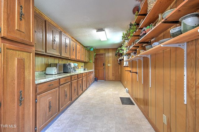 112 Greiner Drive, Bristol, TN 37620