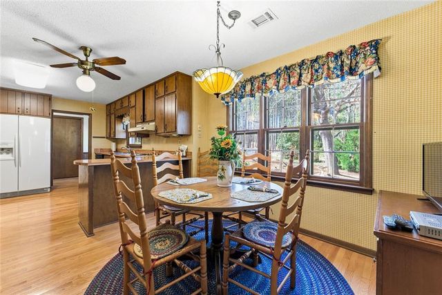 5215 Ashford Court SW, Lilburn, GA 30047