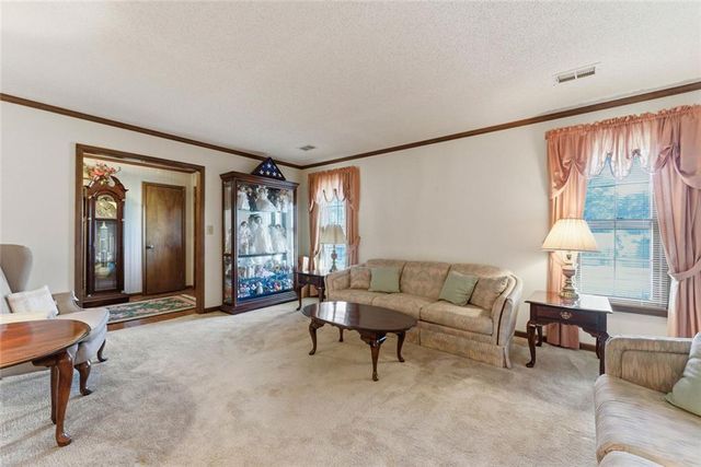 5215 Ashford Court SW, Lilburn, GA 30047