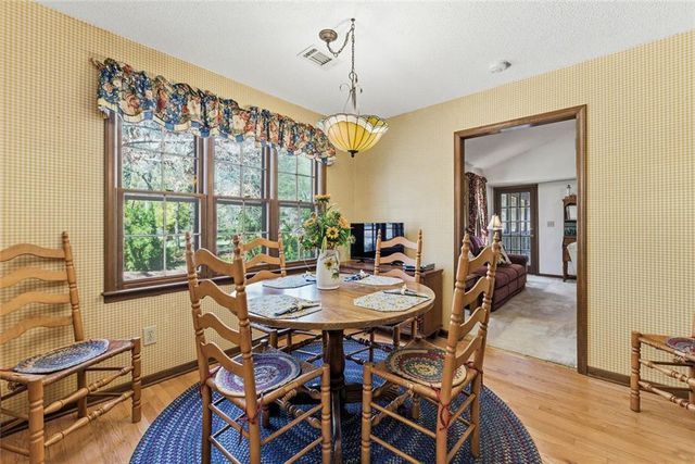 5215 Ashford Court SW, Lilburn, GA 30047
