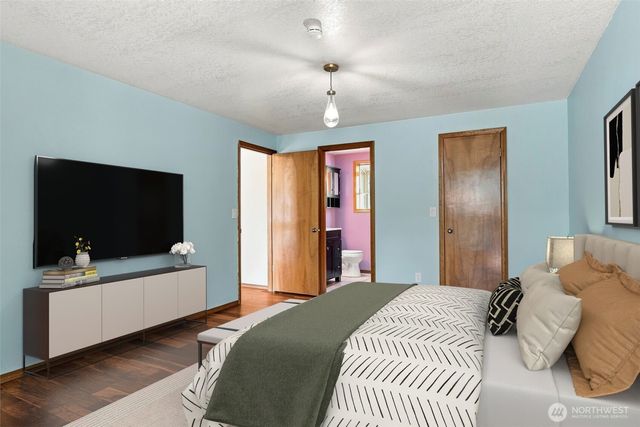 4048 Oxford Loop SE, Lacey, WA 98503