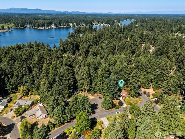 4048 Oxford Loop SE, Lacey, WA 98503
