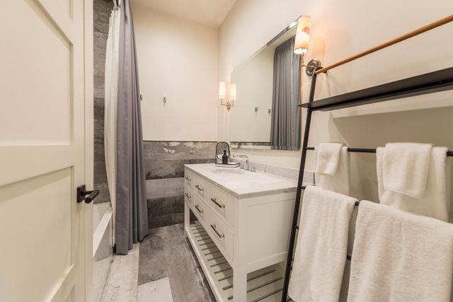 515 N Fifth Avenue 1, Ann Arbor, MI 48104