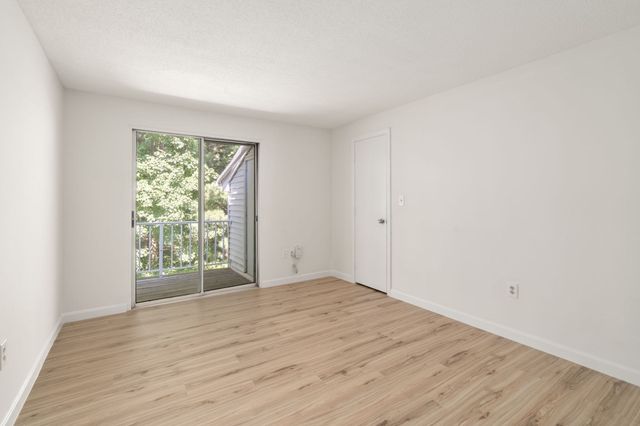 20 Walden Dr 20, Natick, MA 01760