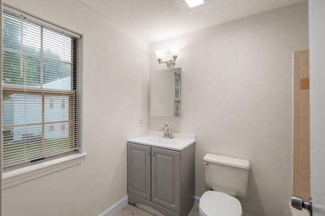 20 Walden Dr 20, Natick, MA 01760