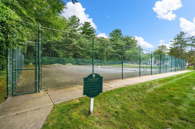 20 Walden Dr 20, Natick, MA 01760