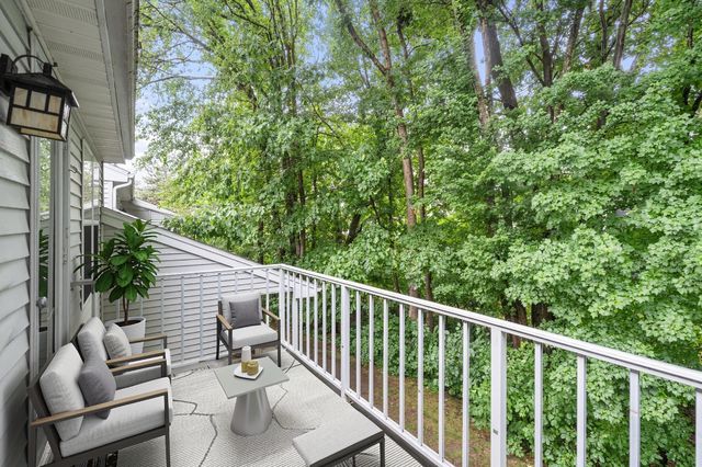 20 Walden Dr 20, Natick, MA 01760