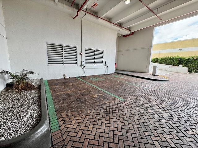 1755 E Hallandale Beach Blvd 708E, Hallandale Beach, FL 33009