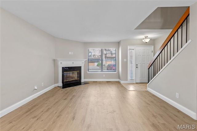 955 Quail Meadows Court C, Chesterfield, MO 63017