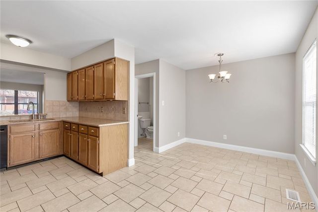 955 Quail Meadows Court C, Chesterfield, MO 63017