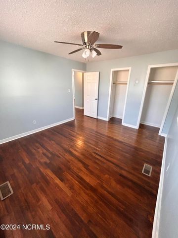 713 Vernon Drive, Jacksonville, NC 28540