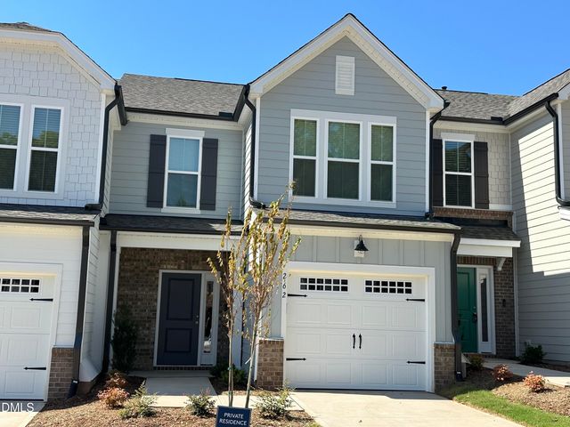 262 Ravenscraig Park Place, Raleigh, NC 27603