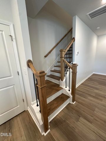 262 Ravenscraig Park Place, Raleigh, NC 27603