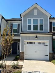 262 Ravenscraig Park Place, Raleigh, NC 27603