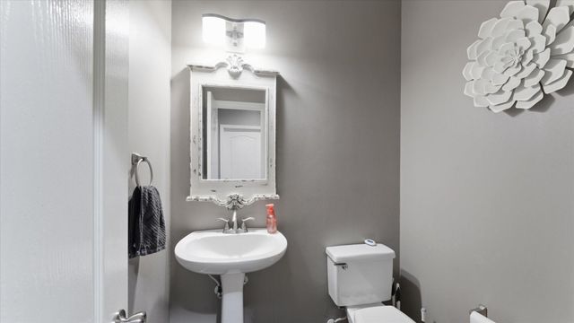 17319 Hill Lakes Court, Cypress, TX 77429