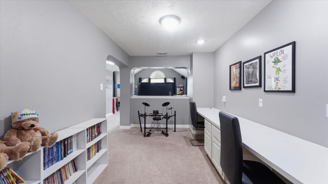 17319 Hill Lakes Court, Cypress, TX 77429