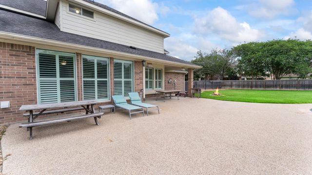 17319 Hill Lakes Court, Cypress, TX 77429
