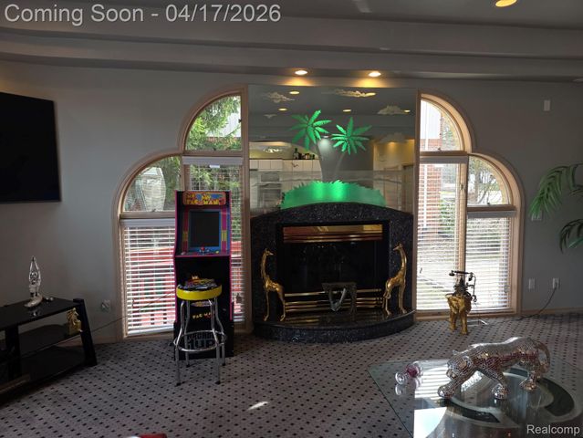 29614 Kenloch Drive, Farmington Hills, MI 48331