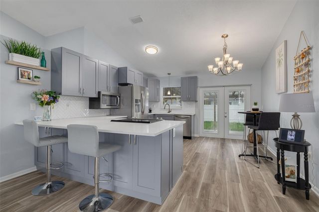 1848 77TH AVENUE N, St Petersburg, FL 33702