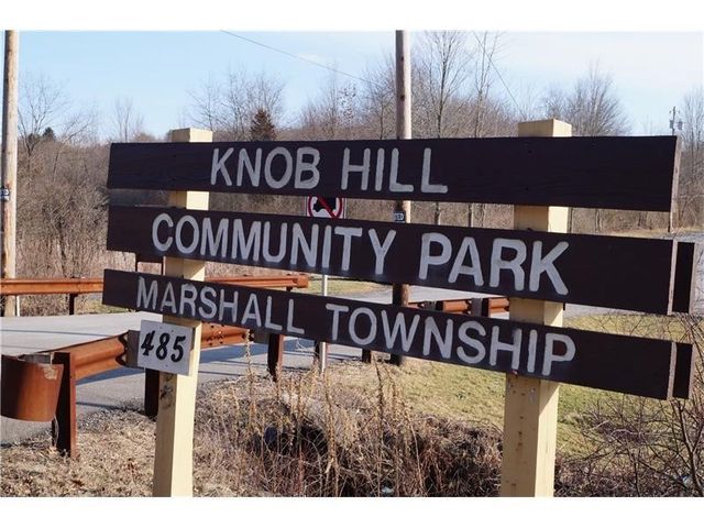 627 Edison Dr, Marshall, PA 15090