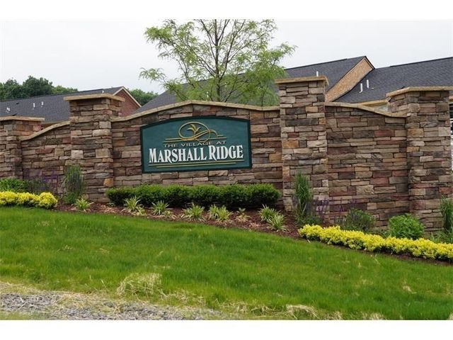 627 Edison Dr, Marshall, PA 15090
