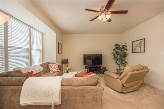 627 Edison Dr, Marshall, PA 15090