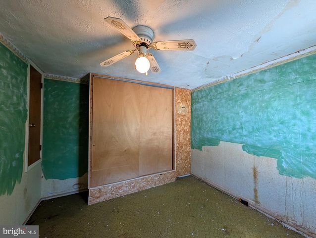 6090 FALLS RD, Baltimore, MD 21209