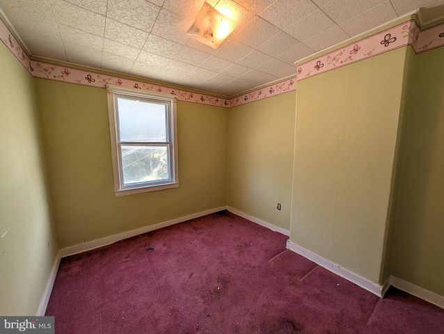 6090 FALLS RD, Baltimore, MD 21209