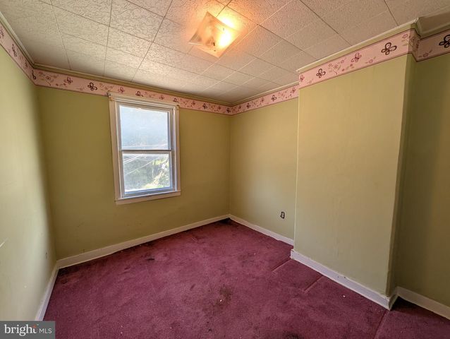 6090 FALLS RD, Baltimore, MD 21209