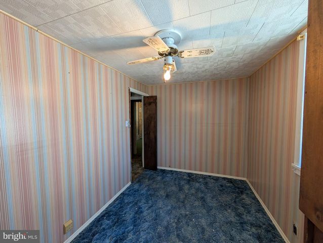 6090 FALLS RD, Baltimore, MD 21209