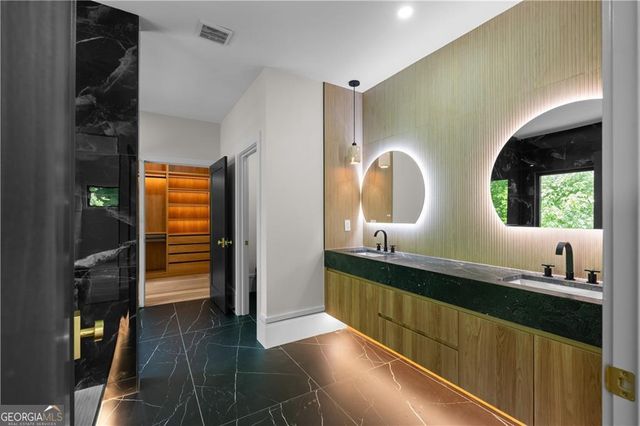 1666 S Gordon Street SW, Atlanta, GA 30310