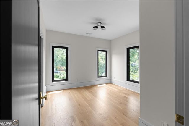 1666 S Gordon Street SW, Atlanta, GA 30310