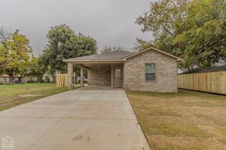 408 E Walnut Street, Paragould, AR 72450